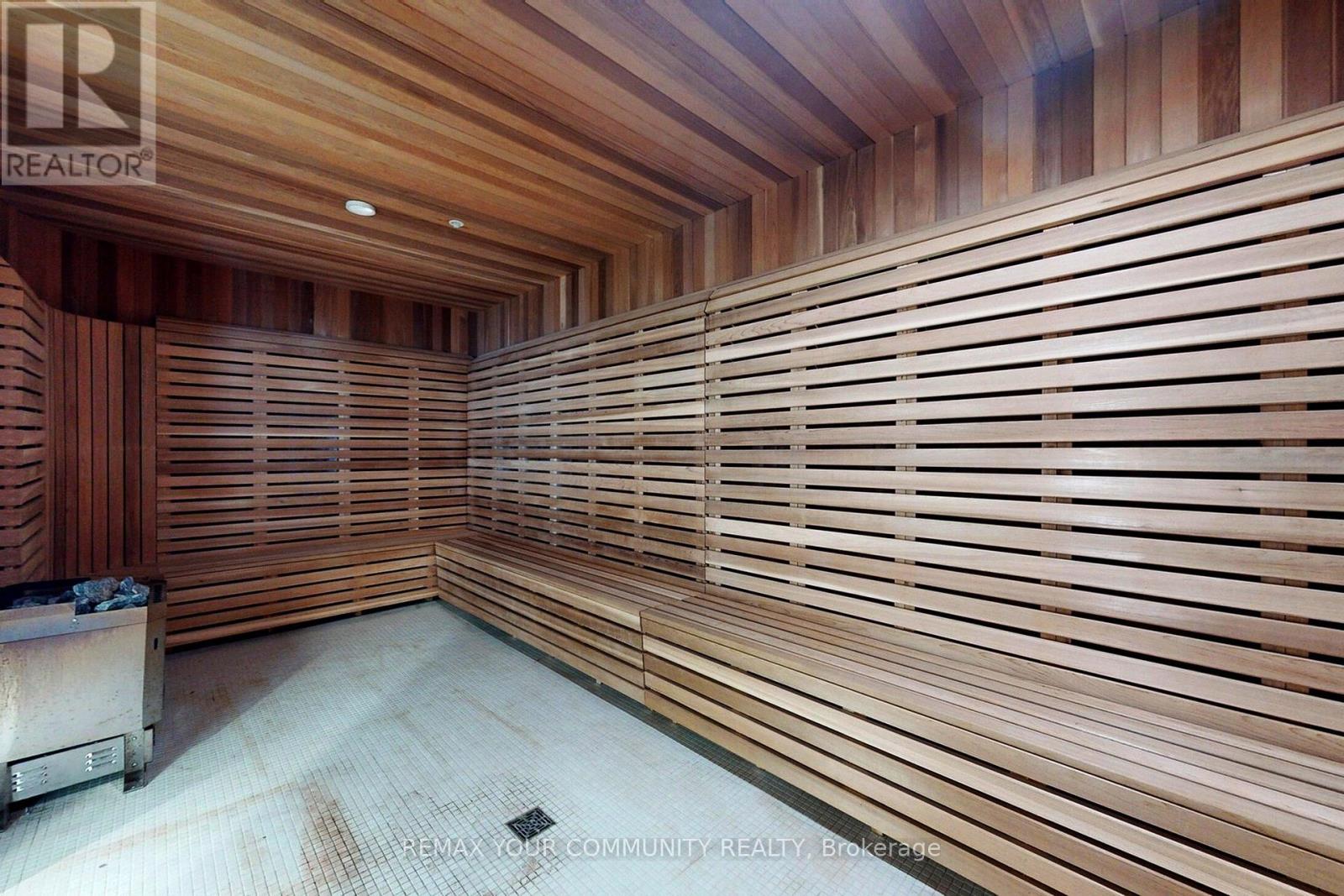 2604 - 11 Wellesley Street W, Toronto, Ontario  M4Y 1E8 - Photo 48 - C12846870