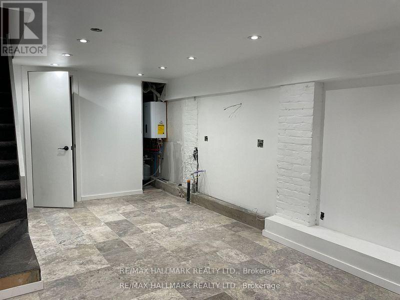 173 Queen Street E, Toronto, Ontario M5A 1S2 - Photo 3 - C12846882