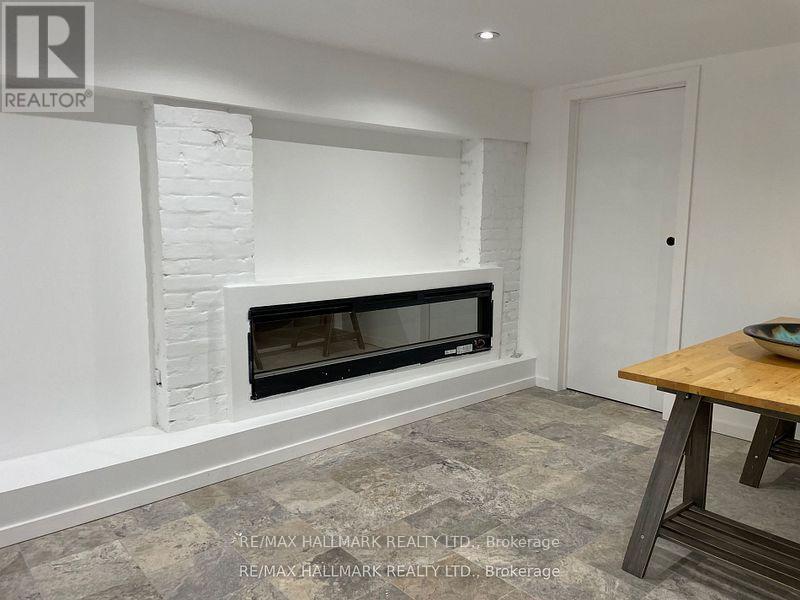 173 Queen Street E, Toronto, Ontario M5A 1S2 - Photo 9 - C12846882