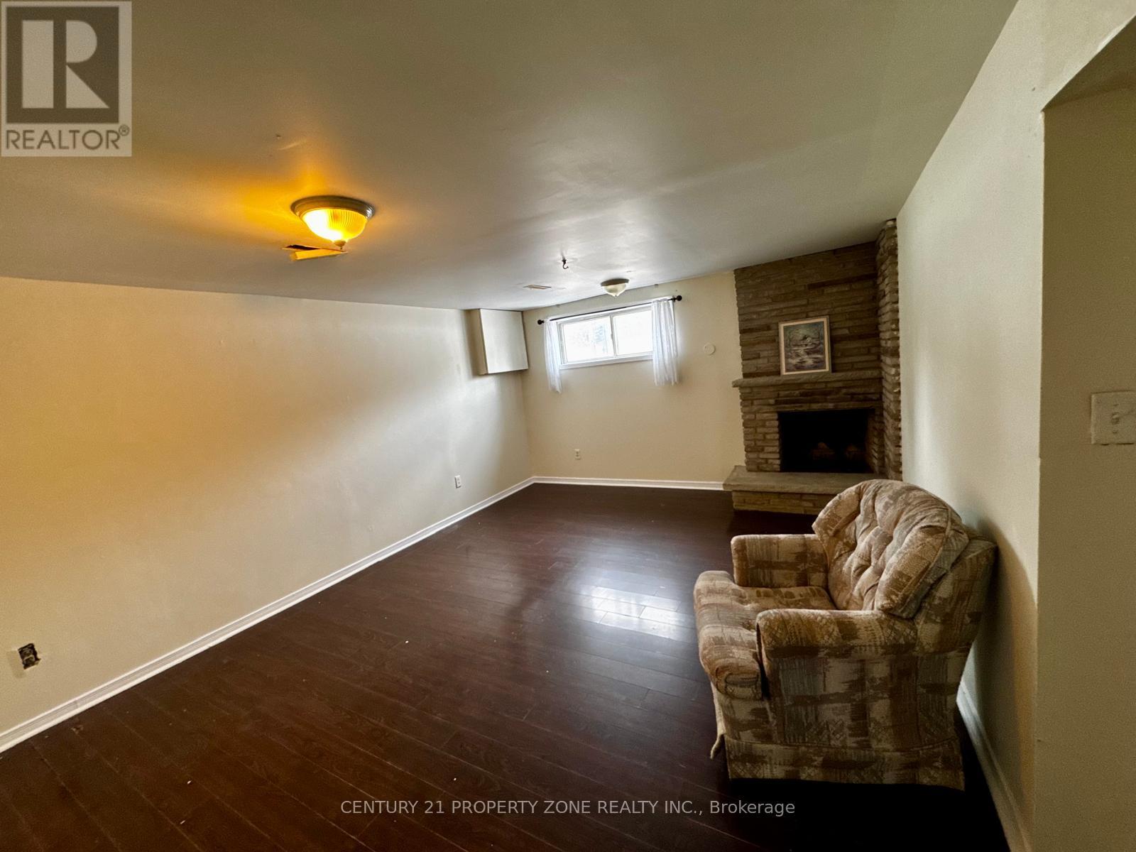 15 Carney Road, Toronto, Ontario  M2M 1T1 - Photo 17 - C12846892