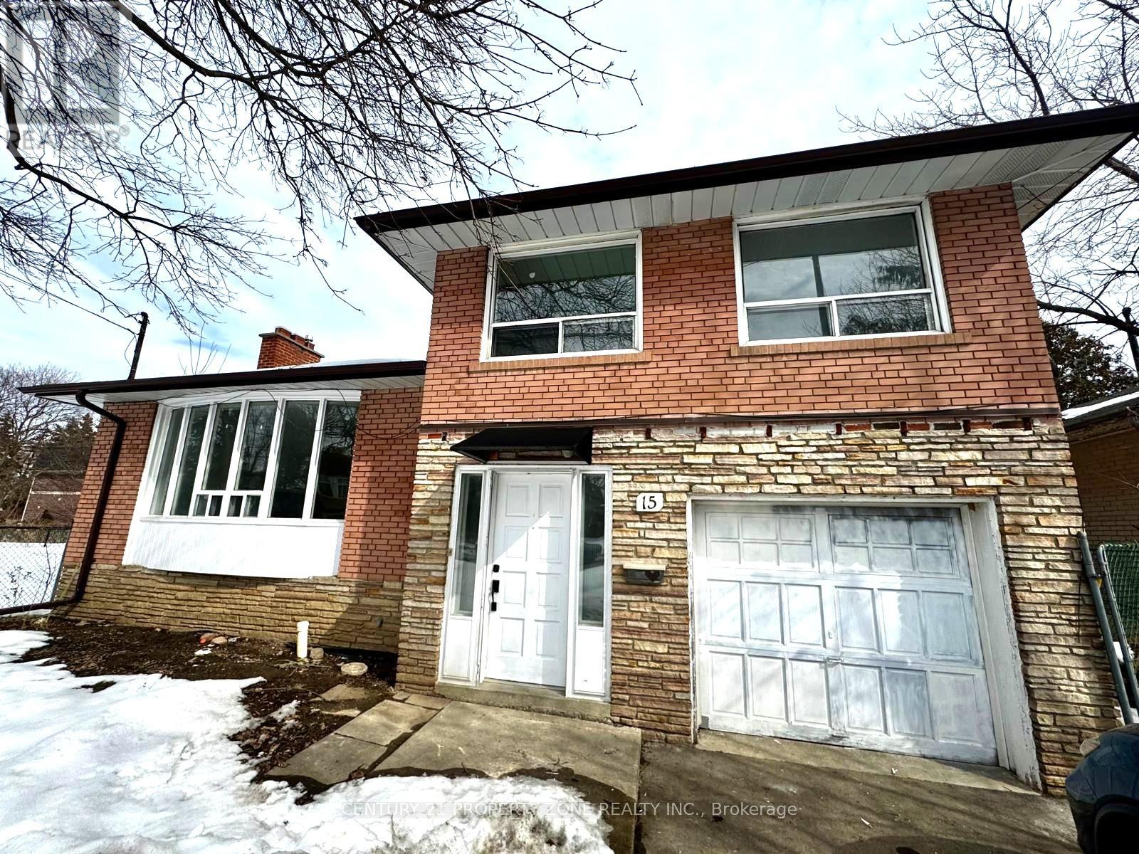 15 Carney Road, Toronto, Ontario  M2M 1T1 - Photo 2 - C12846892