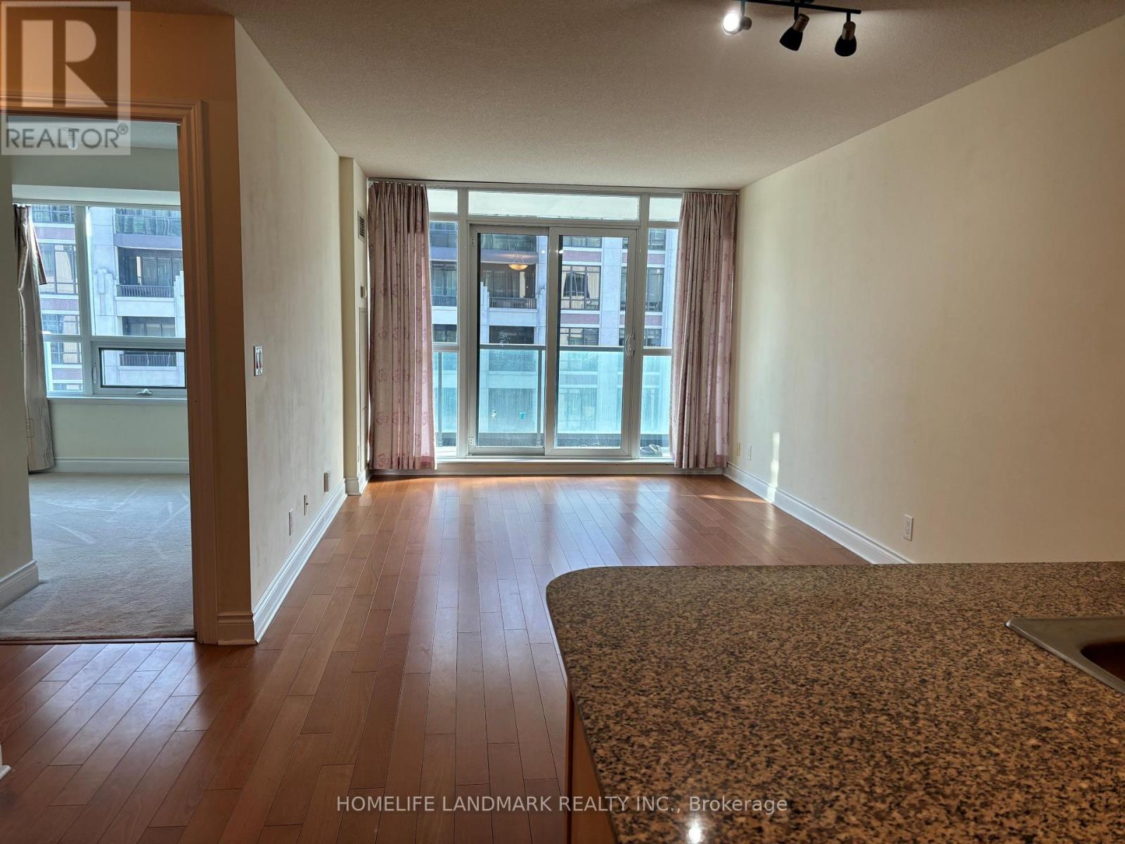 808 - 30 Clegg Road, Markham, Ontario  L6G 0B4 - Photo 3 - N12846888