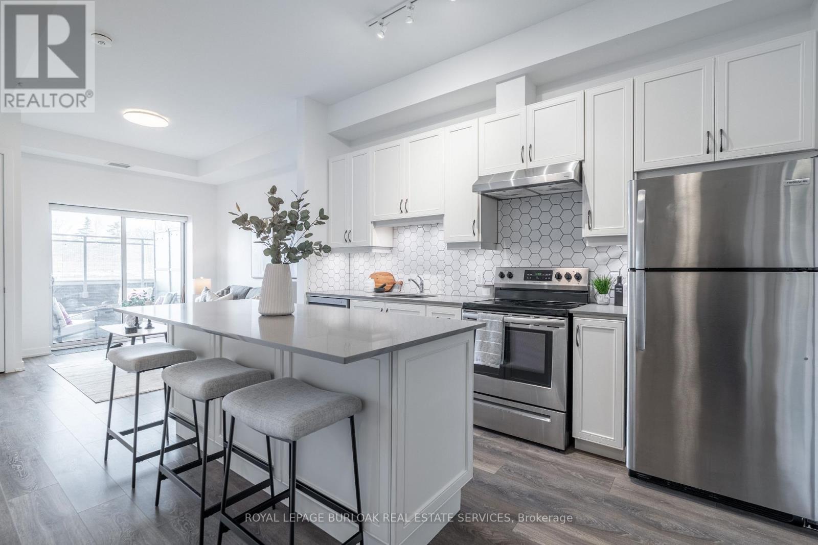 114 - 4040 Upper Middle Road, Burlington, Ontario  L7M 0H2 - Photo 8 - W12846810