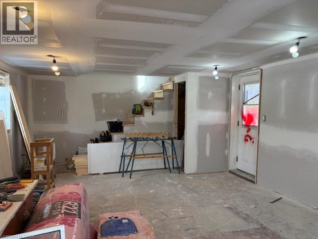 4 Elizabeth Street, Bayfield, Ontario  N0M 1G0 - Photo 10 - 40809443