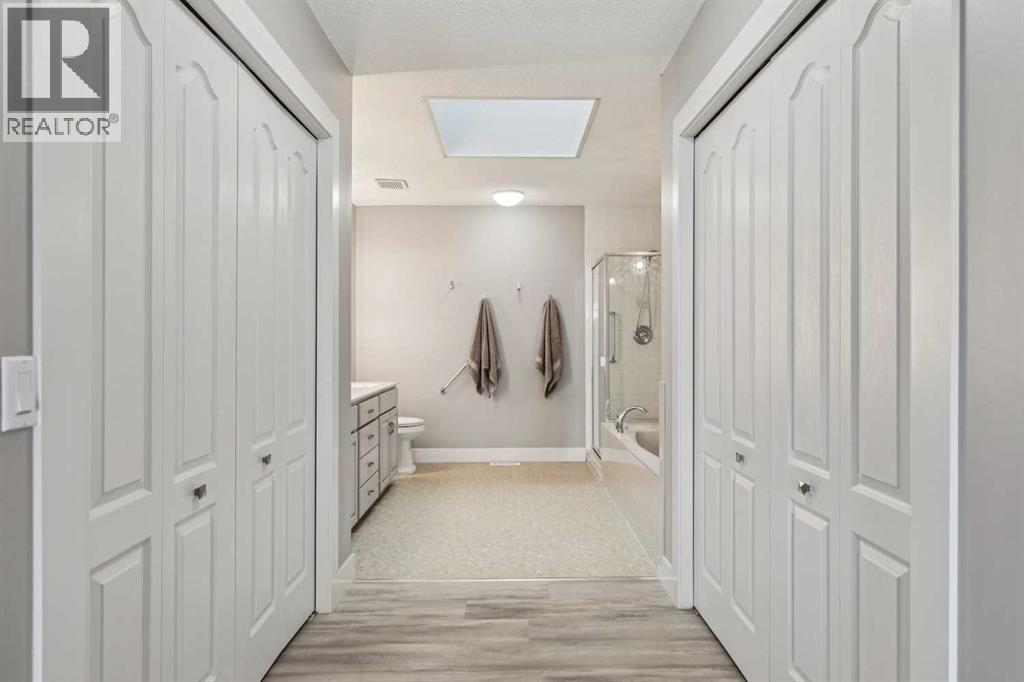 231 Scimitar Bay Nw, Calgary, Alberta  T3L 1L8 - Photo 18 - A2289733