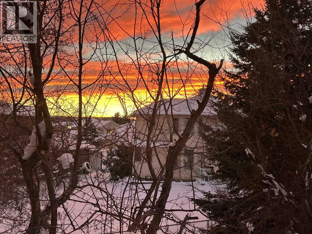 231 Scimitar Bay Nw, Calgary, Alberta  T3L 1L8 - Photo 45 - A2289733