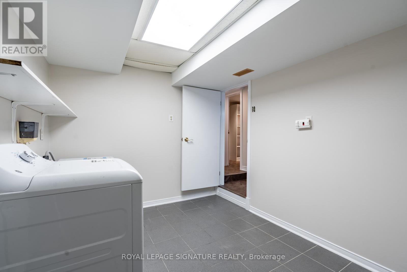 Bmst - 96 Charlotte Avenue, Hamilton, Ontario  L8K 4V2 - Photo 23 - X12846872