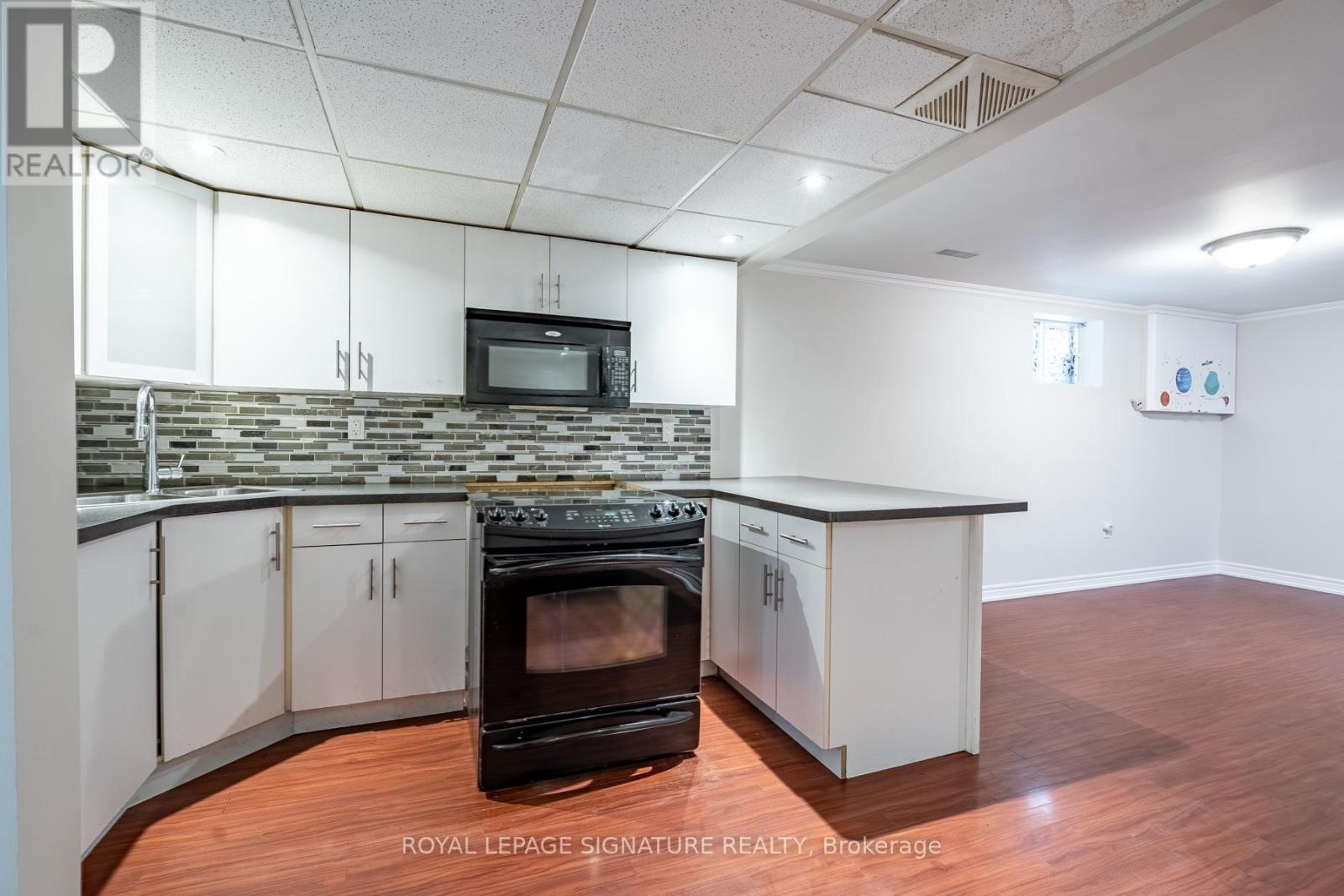 Bmst - 96 Charlotte Avenue, Hamilton, Ontario  L8K 4V2 - Photo 29 - X12846872