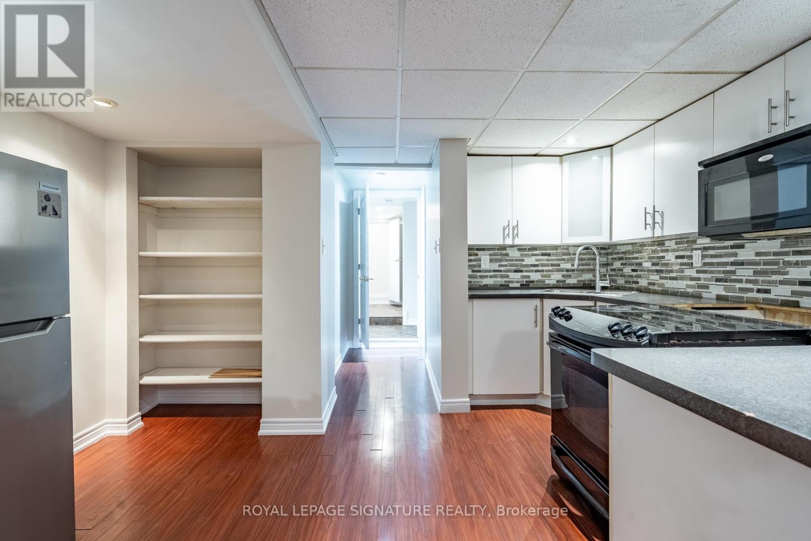 Bmst - 96 Charlotte Avenue, Hamilton, Ontario  L8K 4V2 - Photo 30 - X12846872