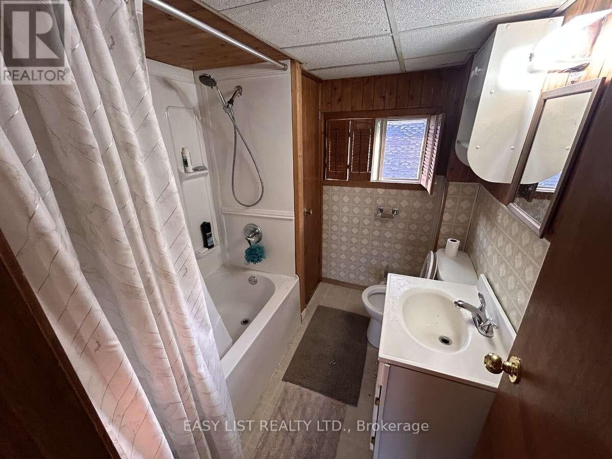 153 Third Avenue, Hornepayne, Ontario  P0M 1Z0 - Photo 15 - X12846874