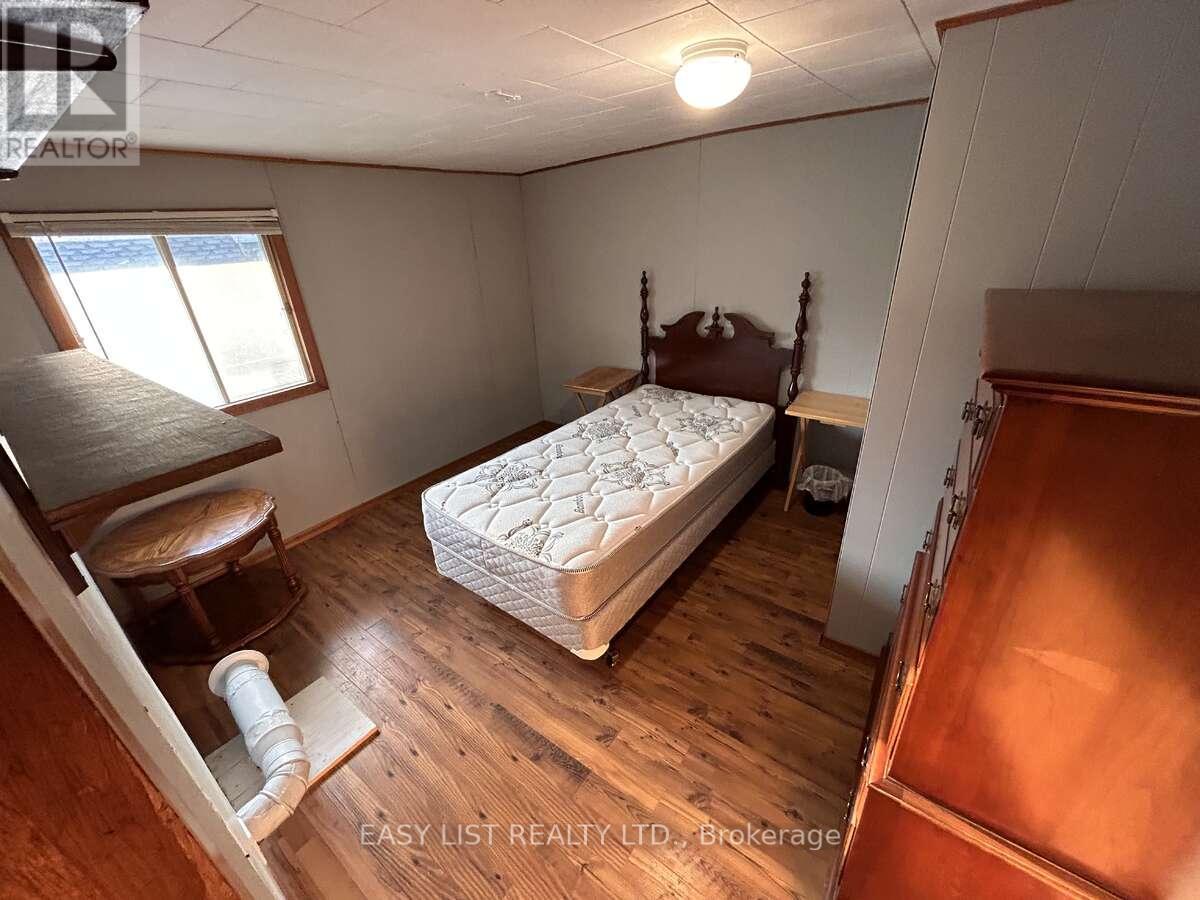 153 Third Avenue, Hornepayne, Ontario  P0M 1Z0 - Photo 8 - X12846874