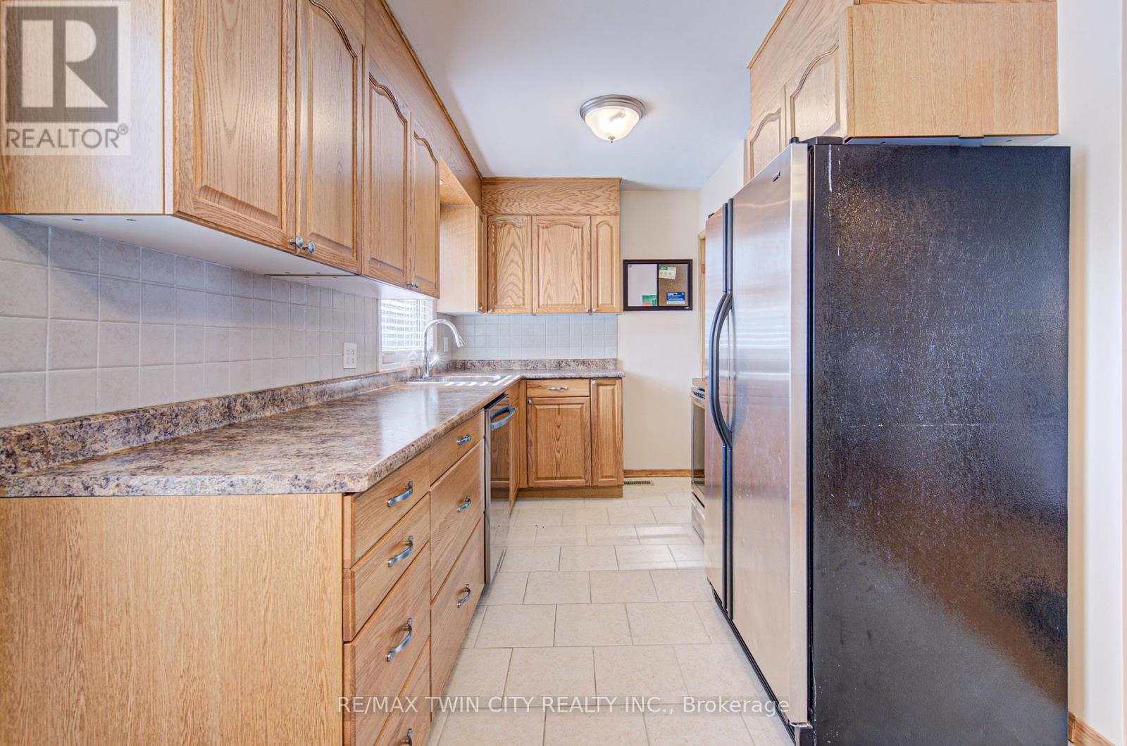 1166 Homuth Avenue, Cambridge, Ontario  N3H 2C7 - Photo 15 - X12846884