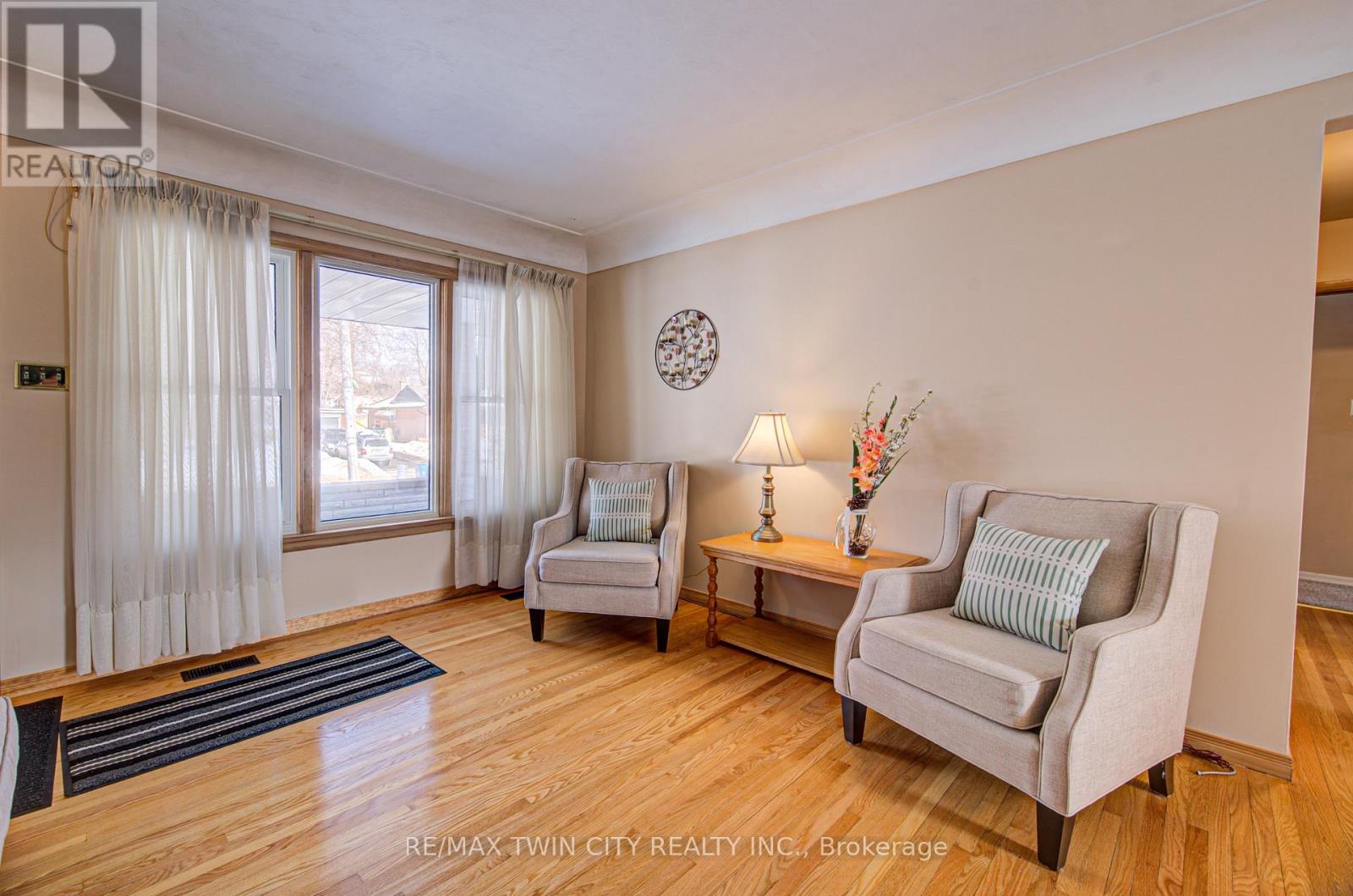 1166 Homuth Avenue, Cambridge, Ontario  N3H 2C7 - Photo 8 - X12846884