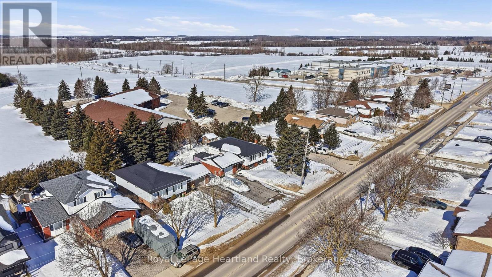 331 Sligo Road E, Wellington North, Ontario  N0G 2L2 - Photo 26 - X12846900