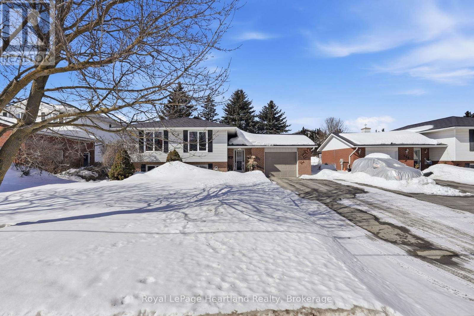 331 Sligo Road E, Wellington North, Ontario  N0G 2L2 - Photo 4 - X12846900