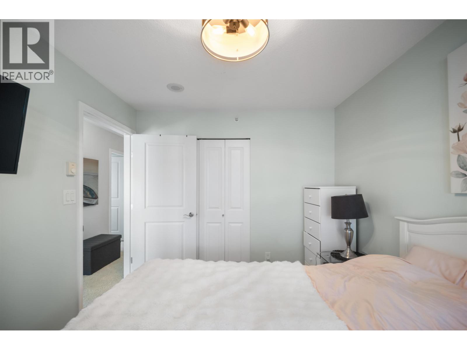 409 9232 University Crescent, Burnaby, British Columbia  V5A 0A3 - Photo 12 - R3096156