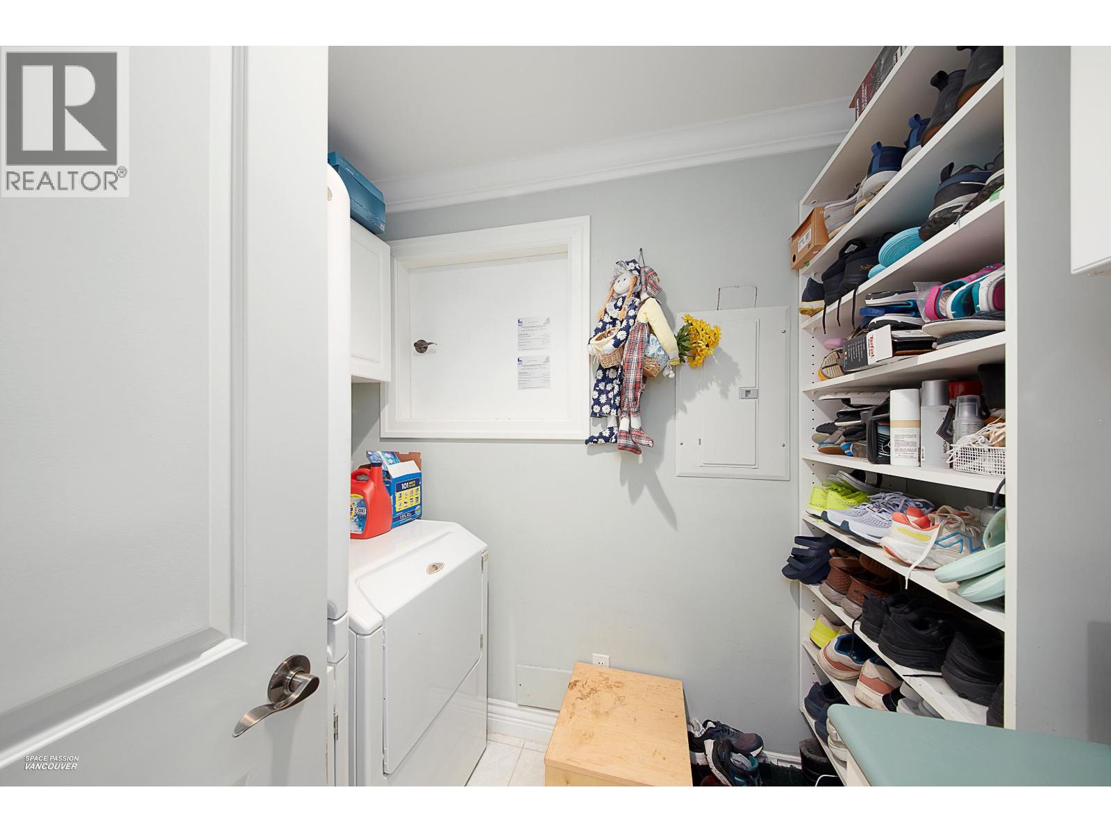 3939 Elmwood Street, Burnaby, British Columbia  V5G 1R9 - Photo 21 - R3096208