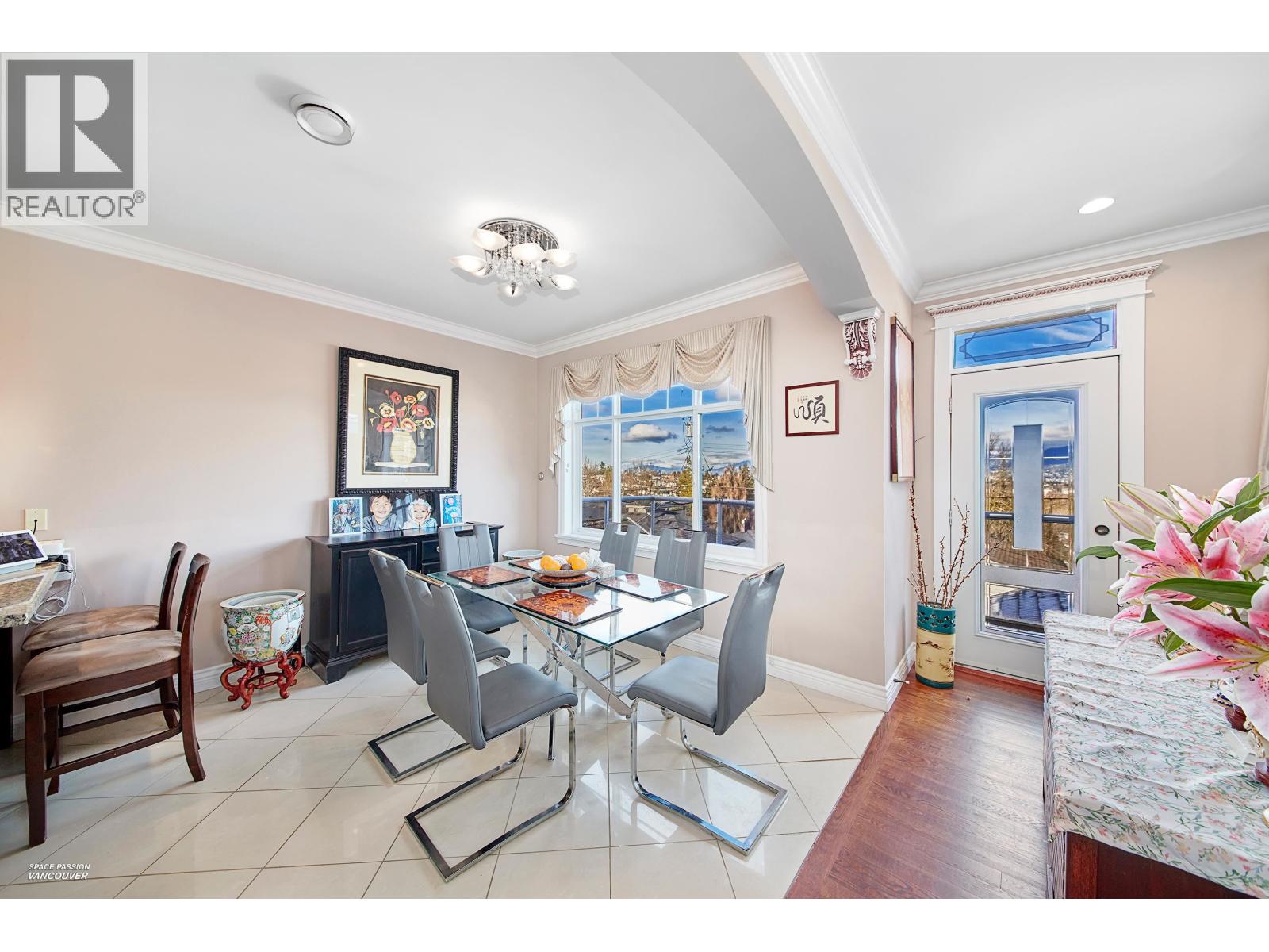 3939 Elmwood Street, Burnaby, British Columbia  V5G 1R9 - Photo 10 - R3096208