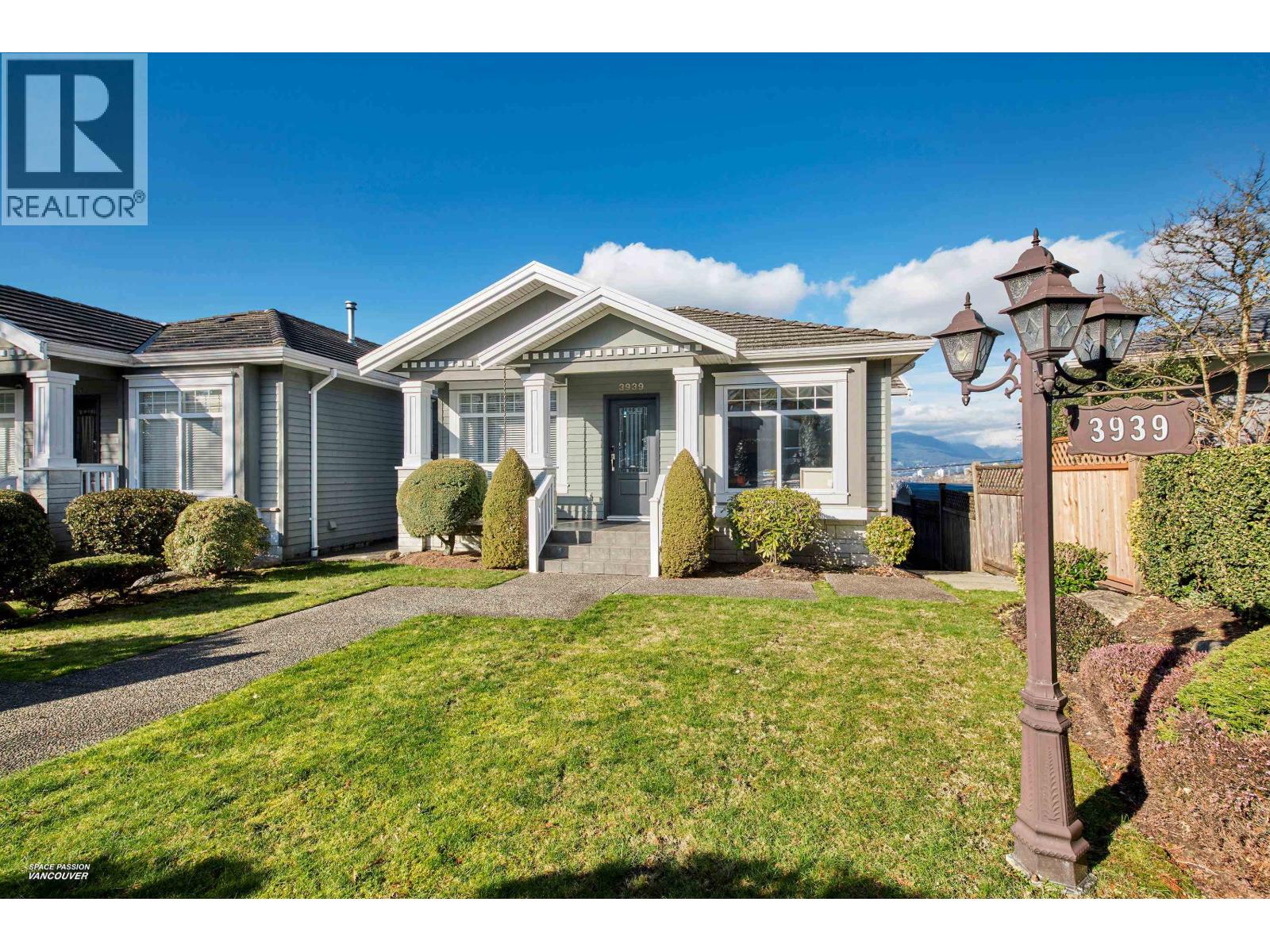 3939 Elmwood Street, Burnaby, British Columbia  V5G 1R9 - Photo 31 - R3096208