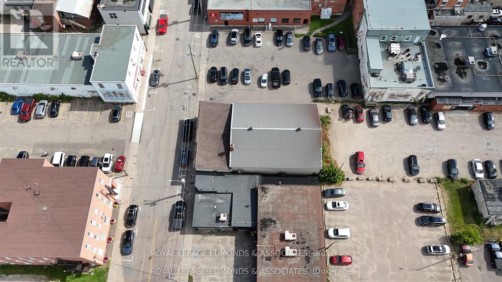 186 Albert Street, Pembroke, Ontario  K8A 4K6 - Photo 2 - X12846926