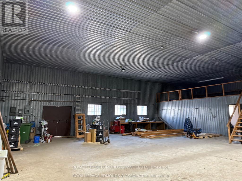 174 Albert Street, Pembroke, Ontario  K8A 4K6 - Photo 4 - X12846944