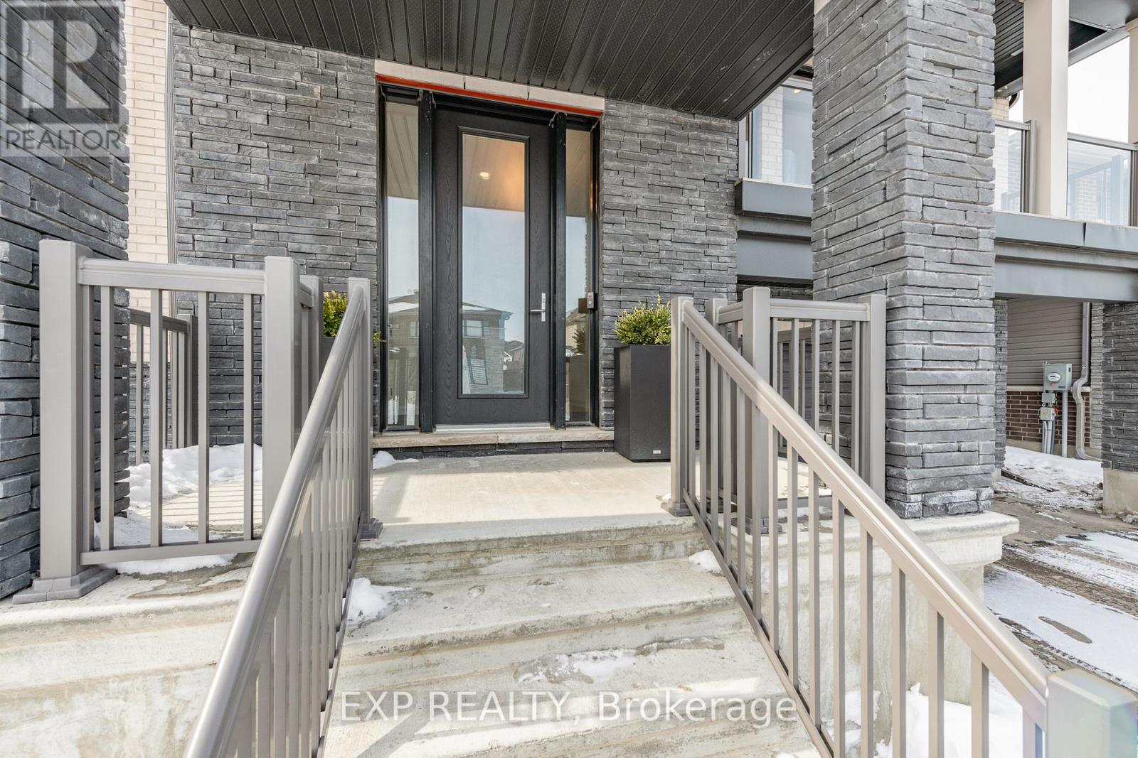 35 Jetty Drive, Ottawa, Ontario  K4M 0N1 - Photo 2 - X12846914