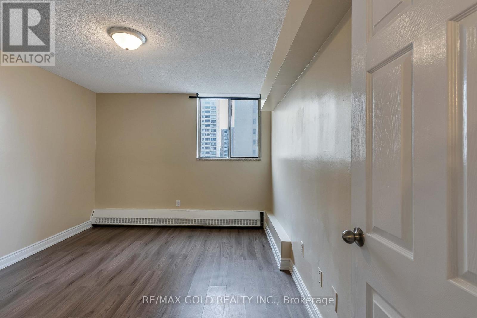 513 - 340 Dixon Road, Toronto, Ontario  M9R 1T1 - Photo 14 - W12833204