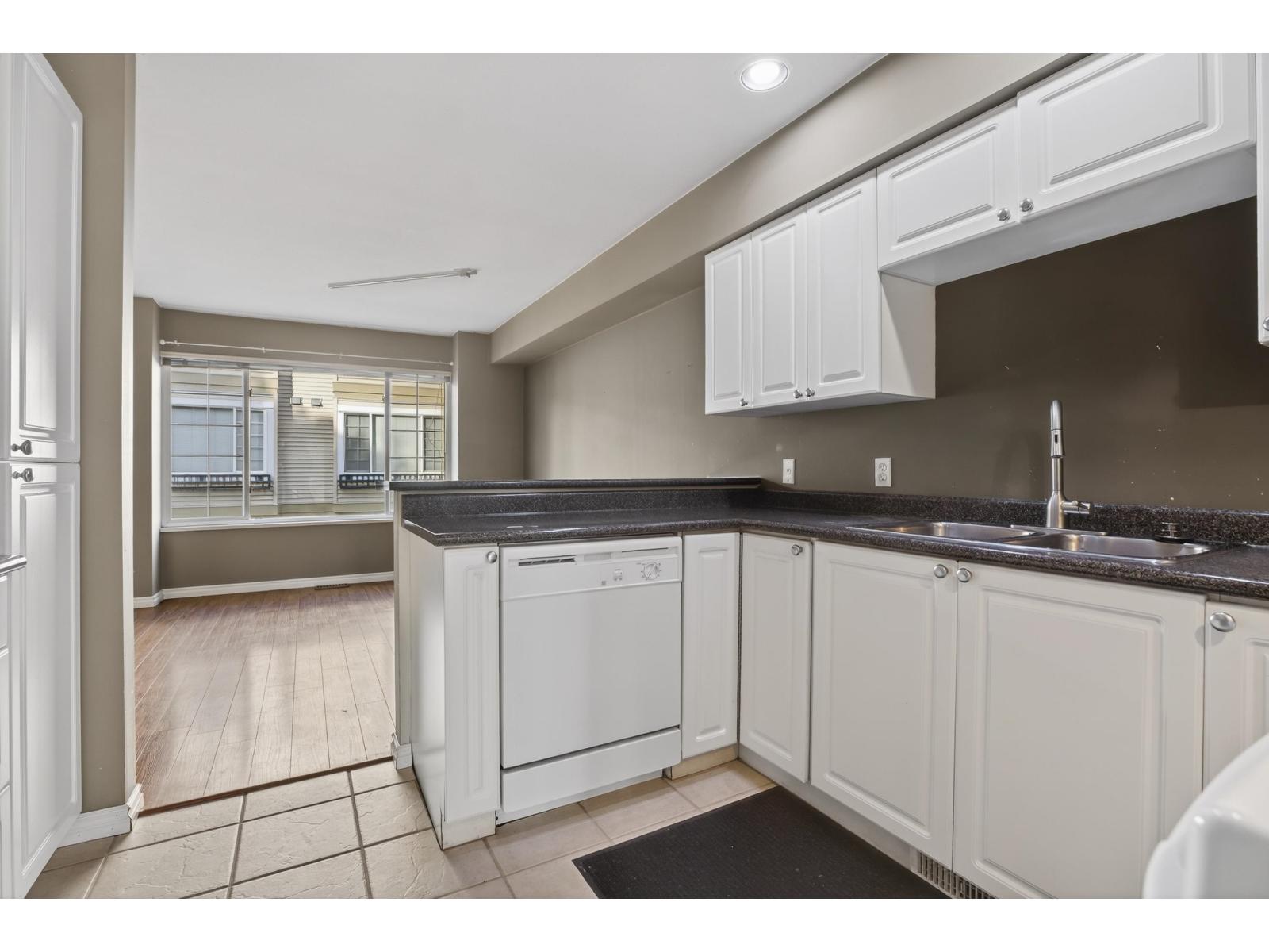 45 15488 101a Avenue, Surrey, British Columbia  V3R 0Z8 - Photo 9 - R3095903