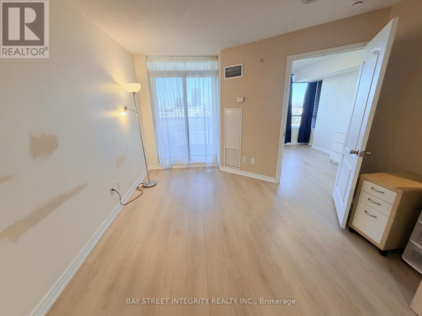 507 - 8 Rean Drive, Toronto, Ontario  M2K 3B9 - Photo 8 - C12846946