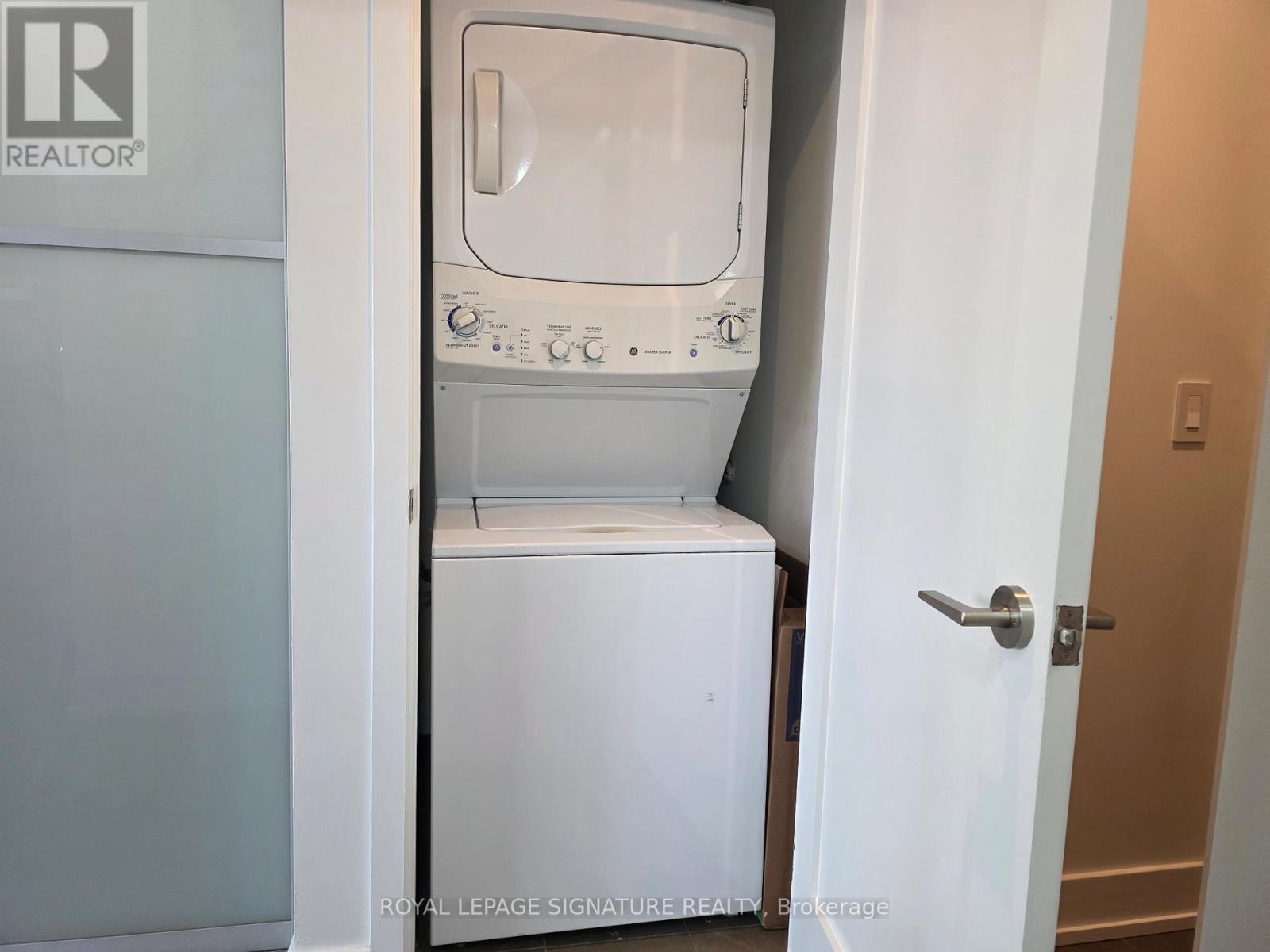 2205 - 170 Fort York Boulevard, Toronto, Ontario  M5V 0E6 - Photo 10 - C12846956