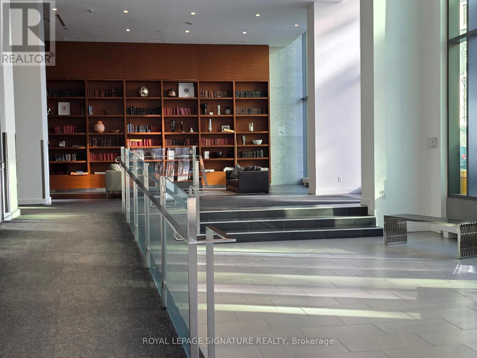 2205 - 170 Fort York Boulevard, Toronto, Ontario  M5V 0E6 - Photo 3 - C12846956