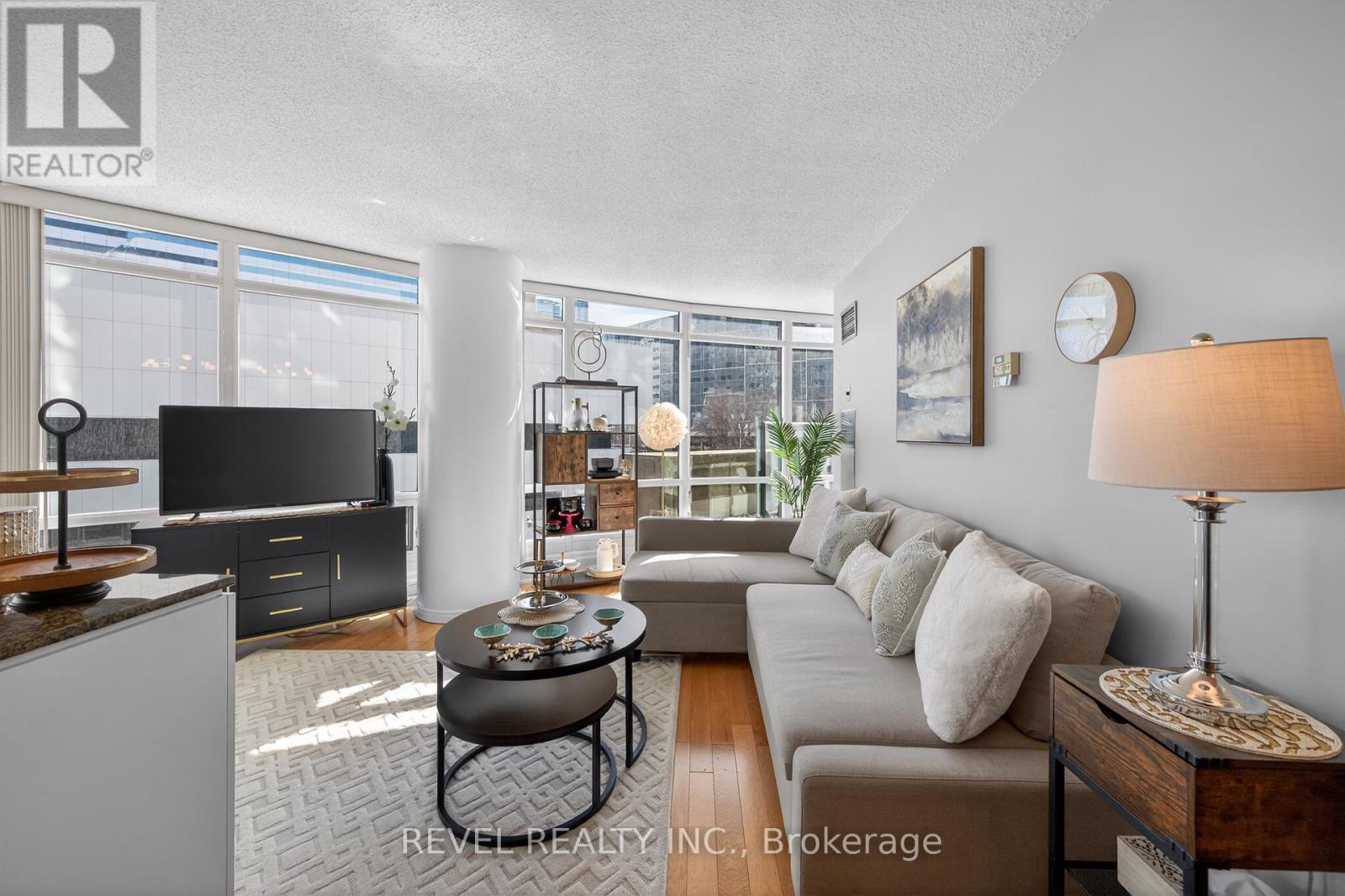 603 - 361 Front Street W, Toronto, Ontario  M5V 3R5 - Photo 2 - C12846966