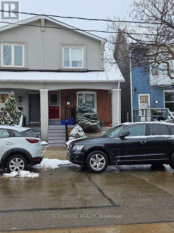 Upper - 37 Connaught Avenue, Toronto, Ontario  M4L 2V8 - Photo 12 - E12846964