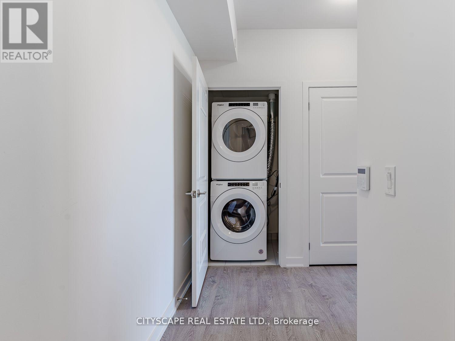 405 - 120 Eagle Rock Way, Vaughan, Ontario  L6A 5C2 - Photo 12 - N12846932