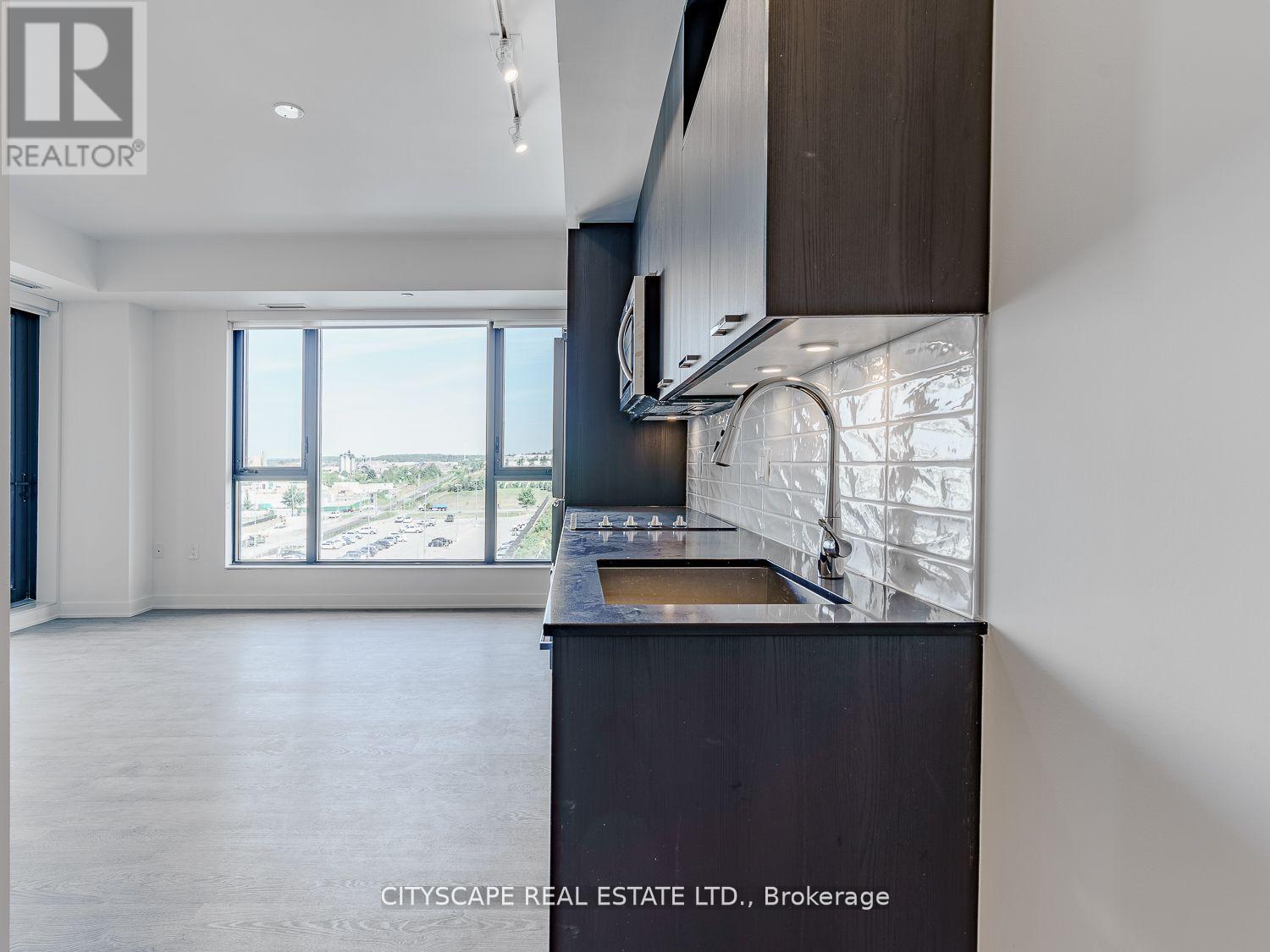 405 - 120 Eagle Rock Way, Vaughan, Ontario  L6A 5C2 - Photo 14 - N12846932