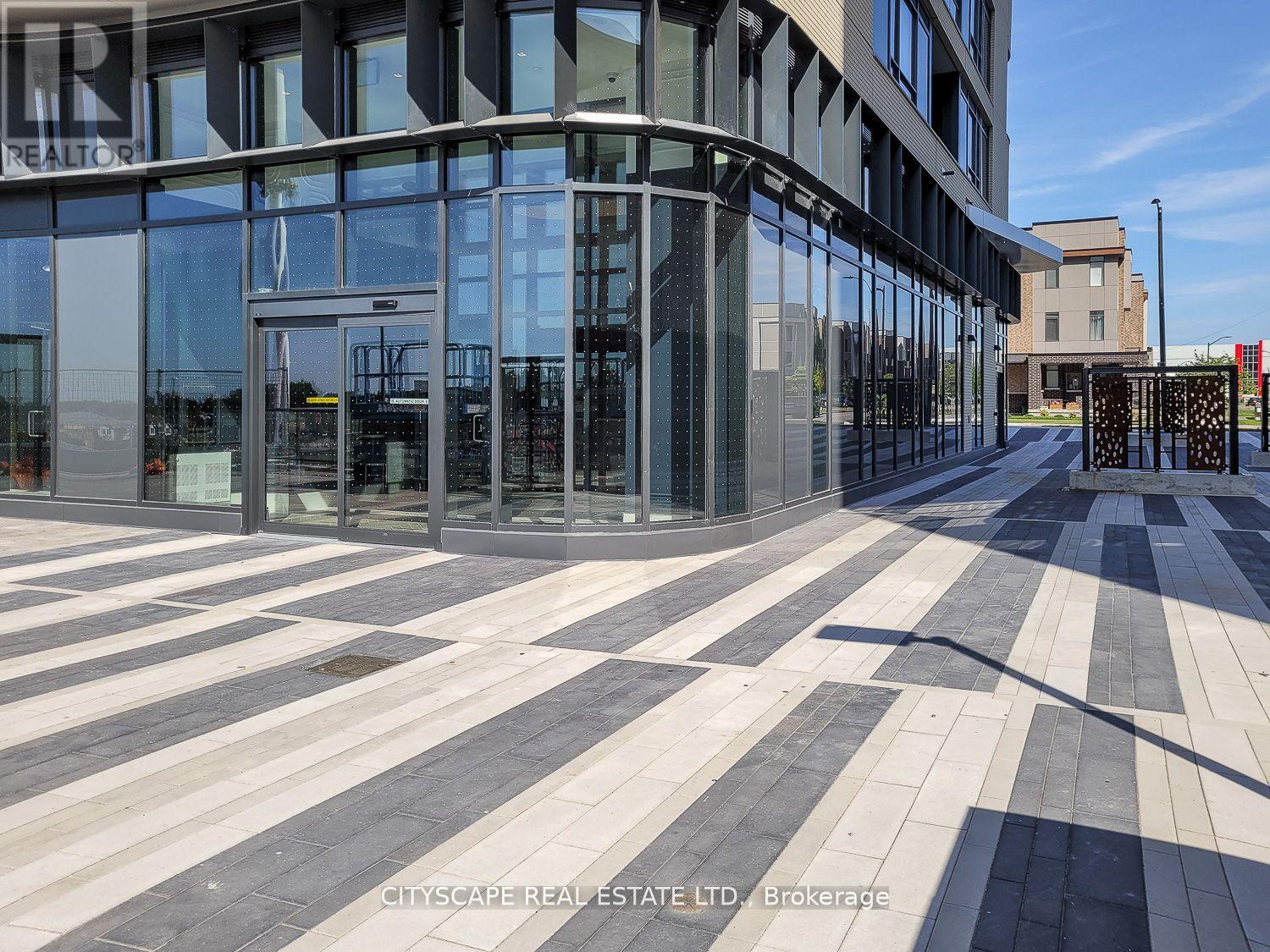 405 - 120 Eagle Rock Way, Vaughan, Ontario  L6A 5C2 - Photo 3 - N12846932