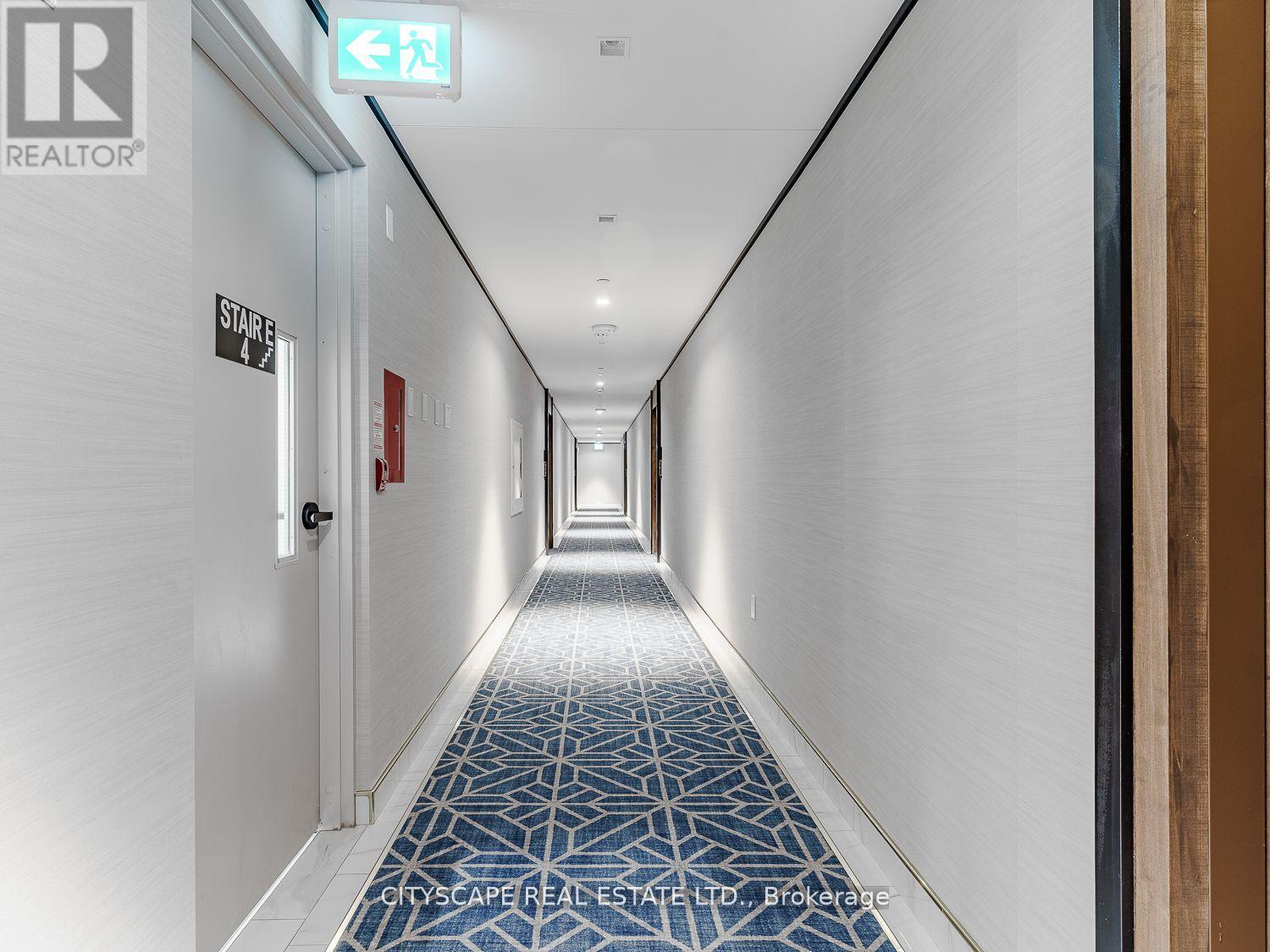 405 - 120 Eagle Rock Way, Vaughan, Ontario  L6A 5C2 - Photo 9 - N12846932