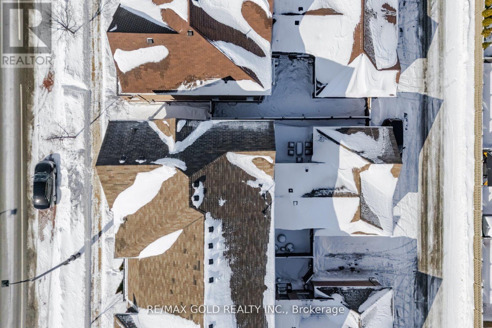 201 Barons Street, Vaughan, Ontario  L4H 3Y8 - Photo 4 - N12846968