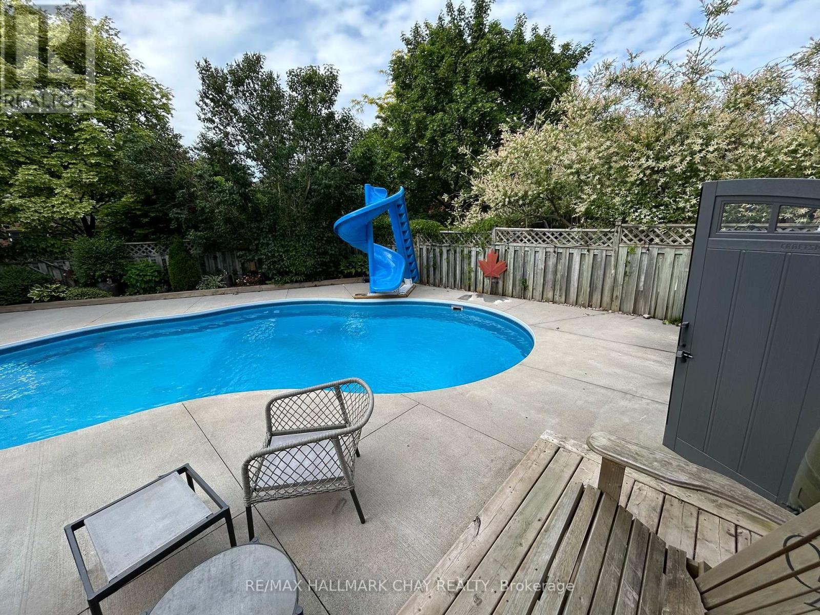 58 James Street, Barrie, Ontario  L4N 6Y2 - Photo 3 - S12846950