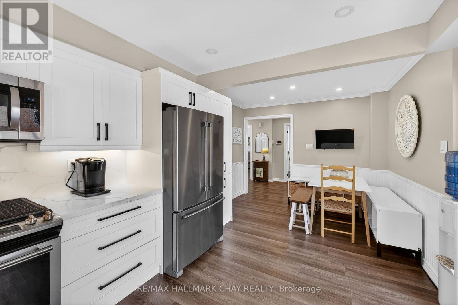 58 James Street, Barrie, Ontario  L4N 6Y2 - Photo 9 - S12846950