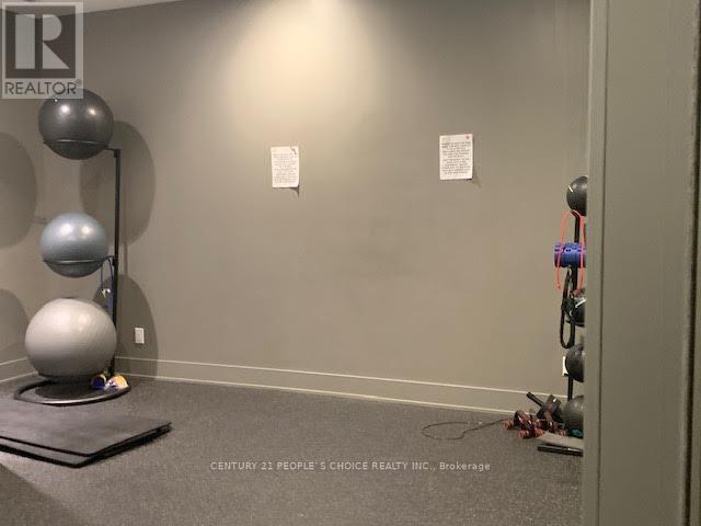 1007 - 1787 St Clair Avenue W, Toronto, Ontario  M6N 3A2 - Photo 11 - W12846898