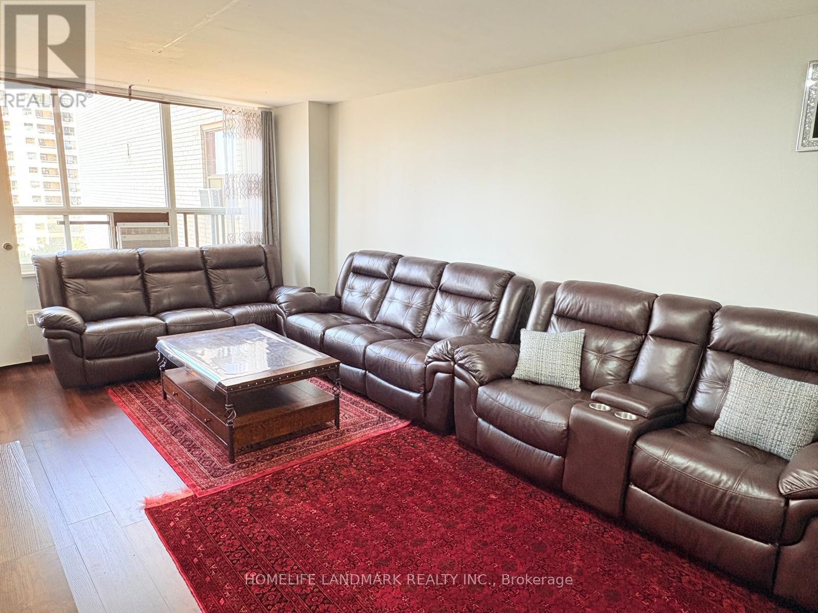 716 - 370 Dixon Road, Toronto, Ontario  M9R 1T2 - Photo 6 - W12846904