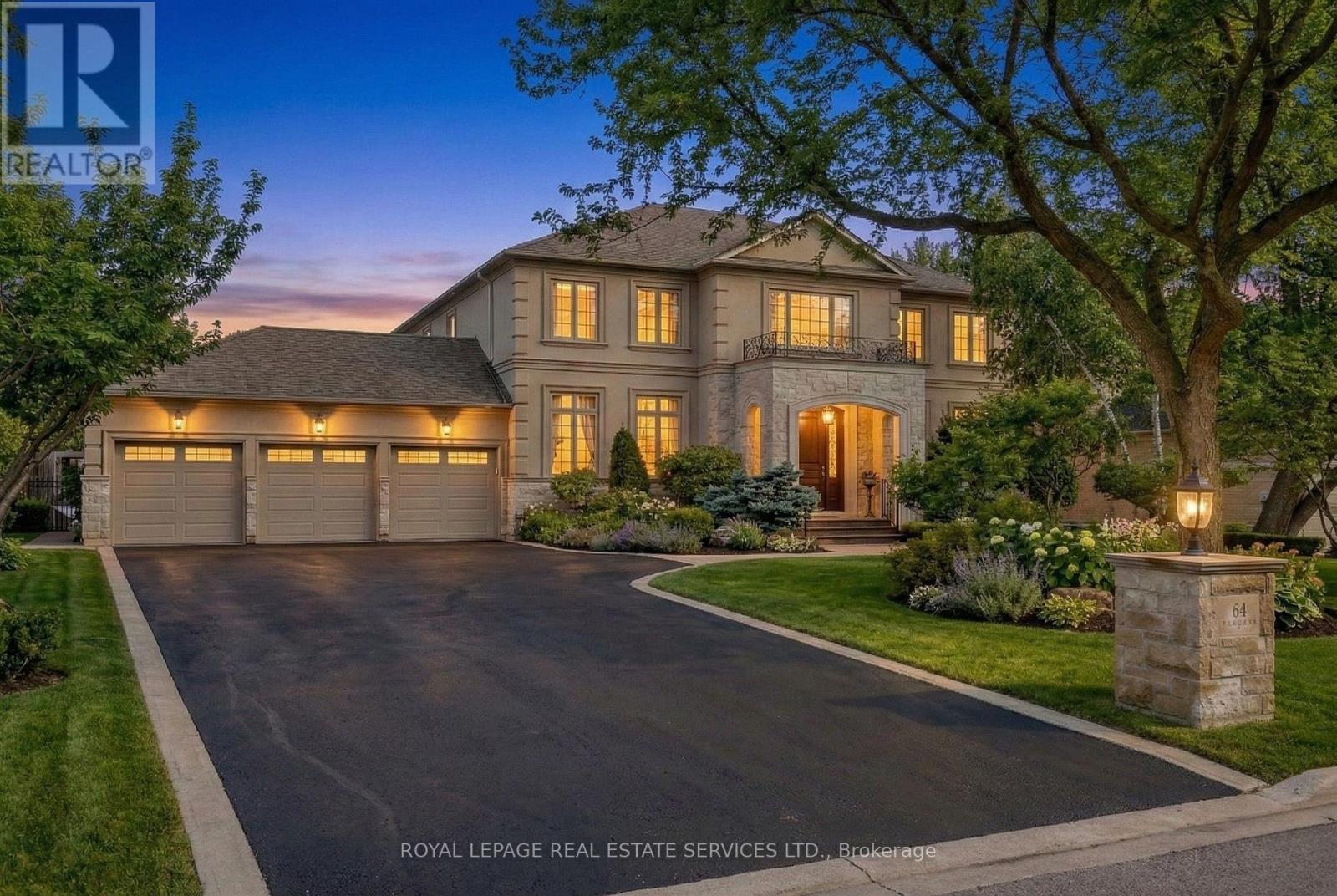 64 Yorkleigh Avenue, Toronto, Ontario  M9P 1Y5 - Photo 2 - W12846922