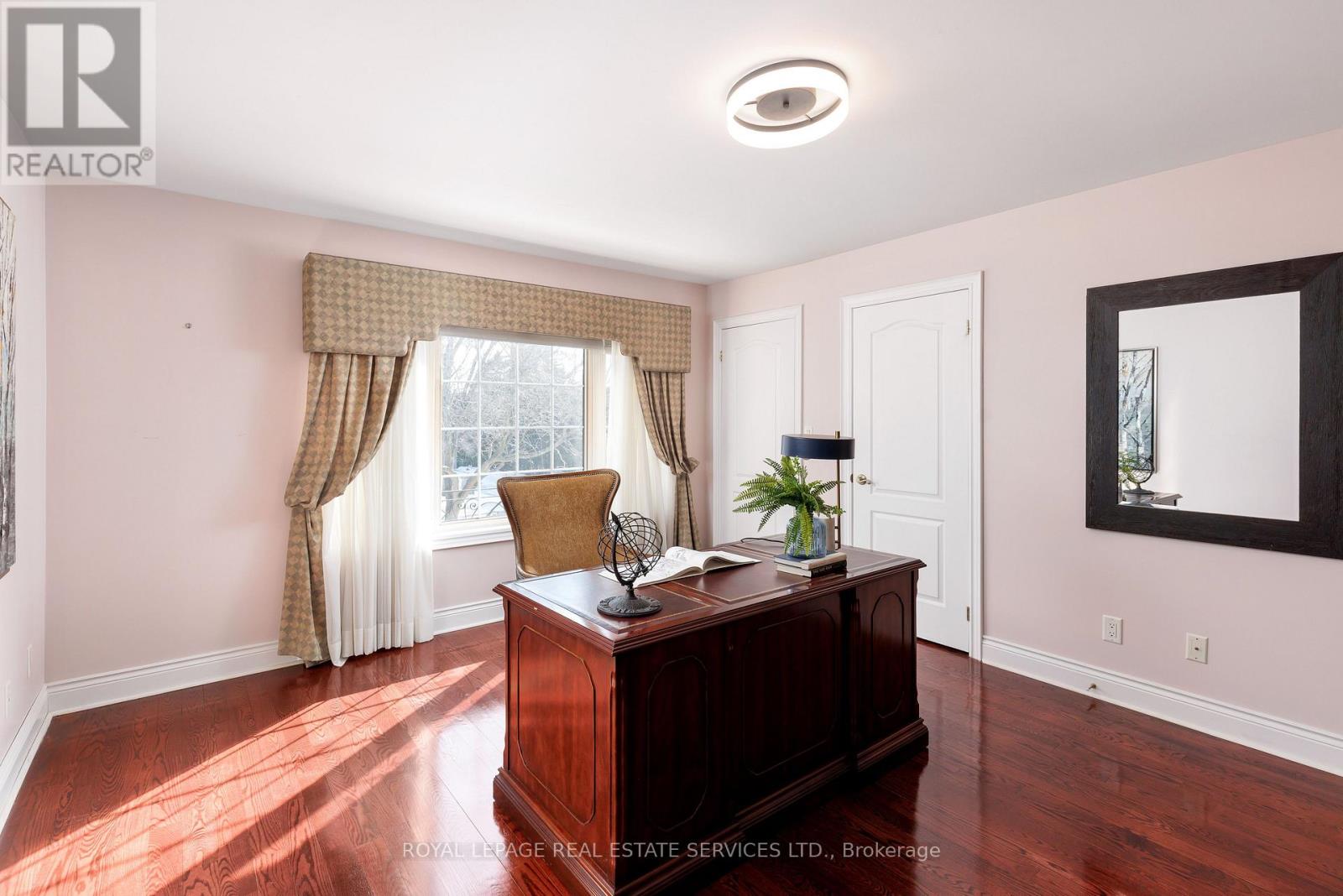 64 Yorkleigh Avenue, Toronto, Ontario  M9P 1Y5 - Photo 30 - W12846922