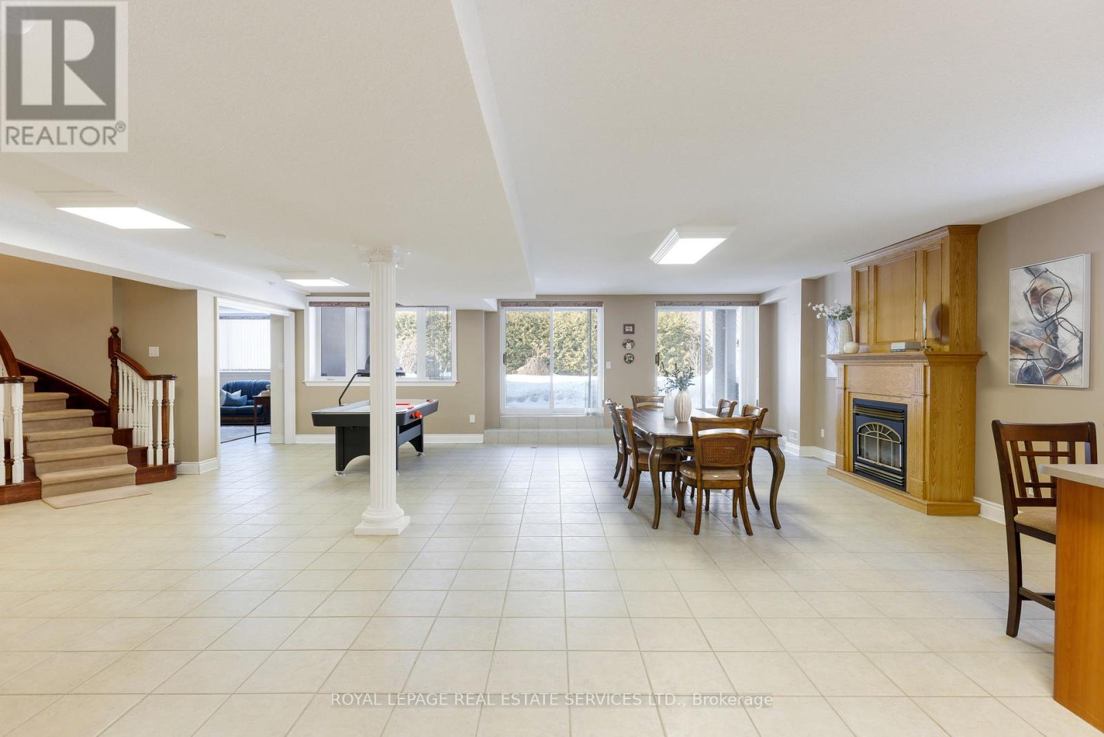 64 Yorkleigh Avenue, Toronto, Ontario  M9P 1Y5 - Photo 33 - W12846922