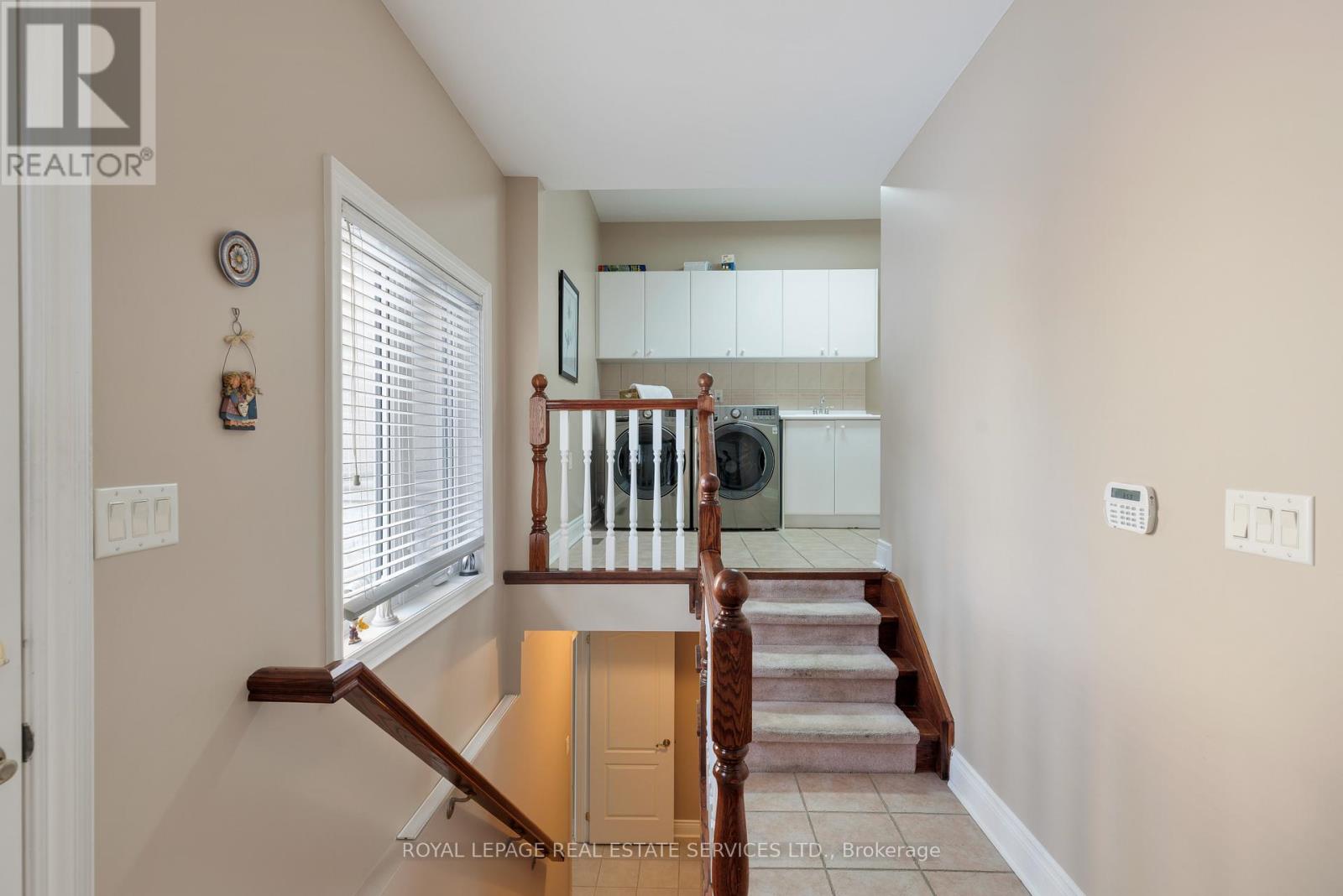 64 Yorkleigh Avenue, Toronto, Ontario  M9P 1Y5 - Photo 43 - W12846922