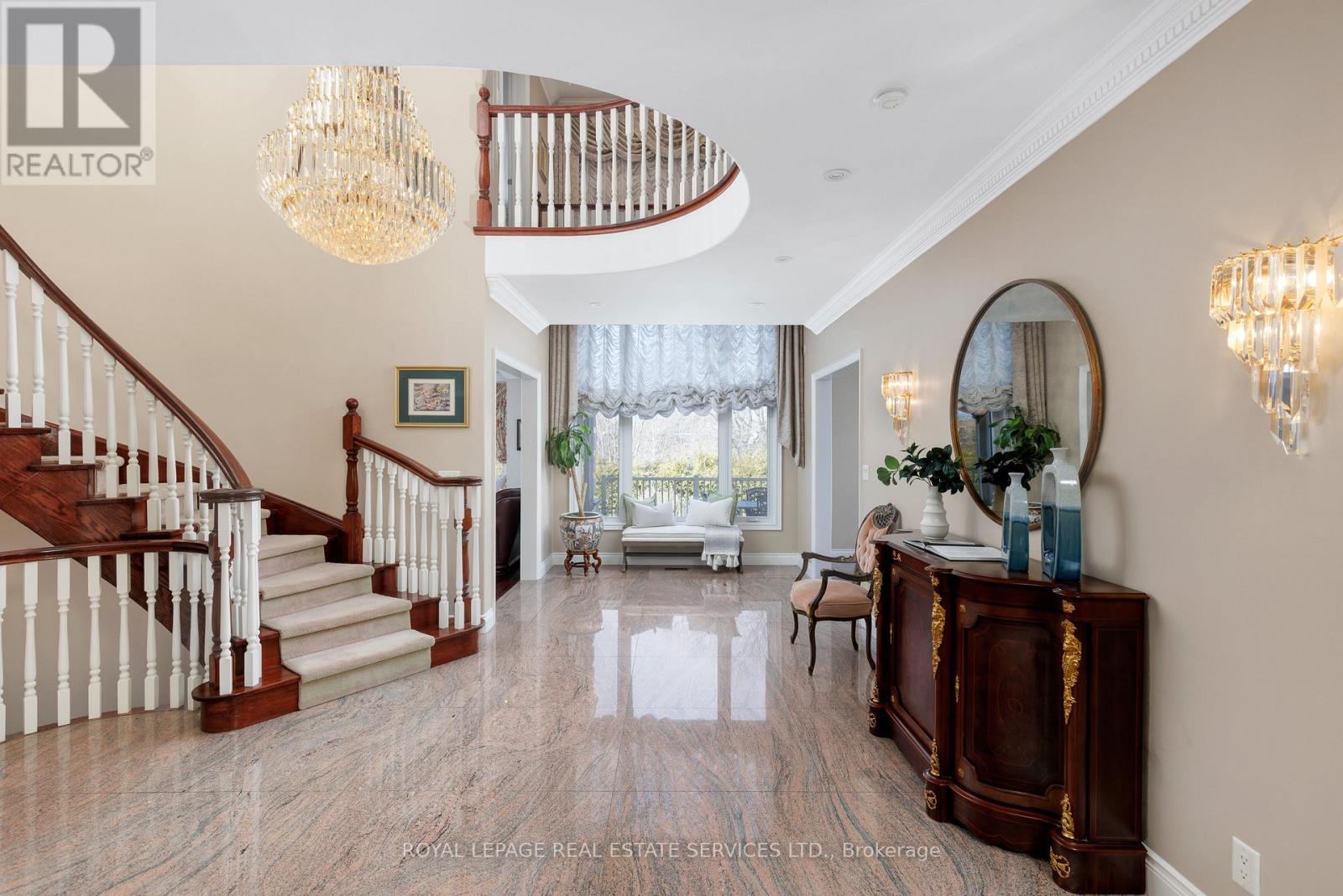 64 Yorkleigh Avenue, Toronto, Ontario  M9P 1Y5 - Photo 5 - W12846922