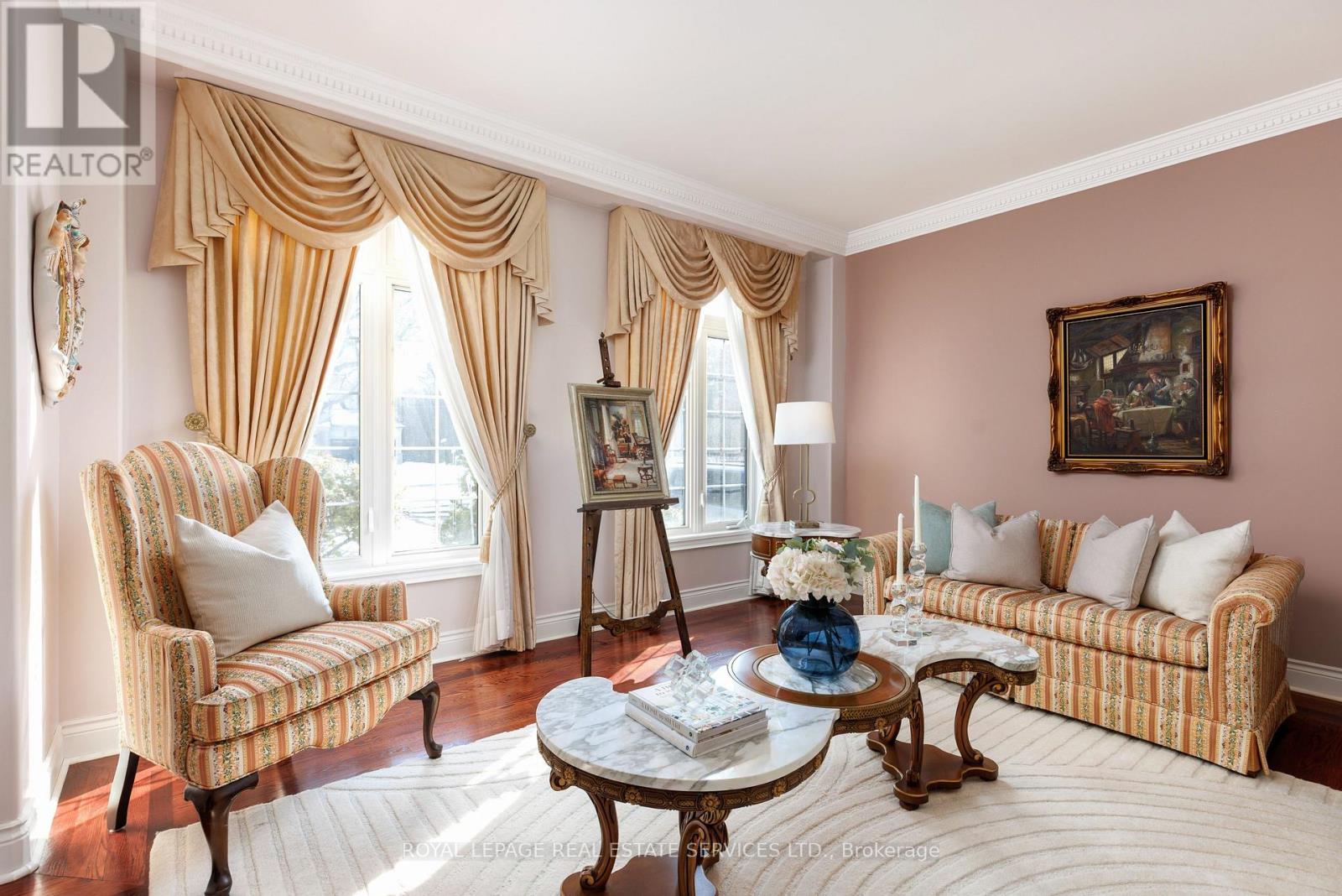 64 Yorkleigh Avenue, Toronto, Ontario  M9P 1Y5 - Photo 6 - W12846922