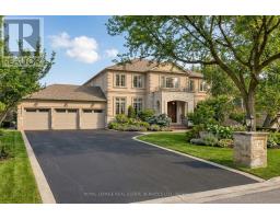 64 YORKLEIGH AVENUE, Toronto, Ontario