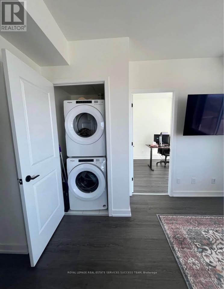 345 Wheat Boom Drive, Oakville, Ontario  L6H 7X4 - Photo 7 - W12846936